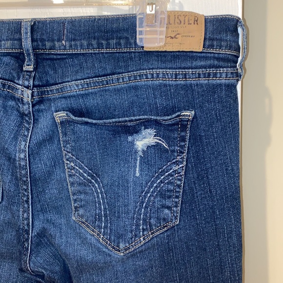 HOLLISTER - Picture 5 of 11